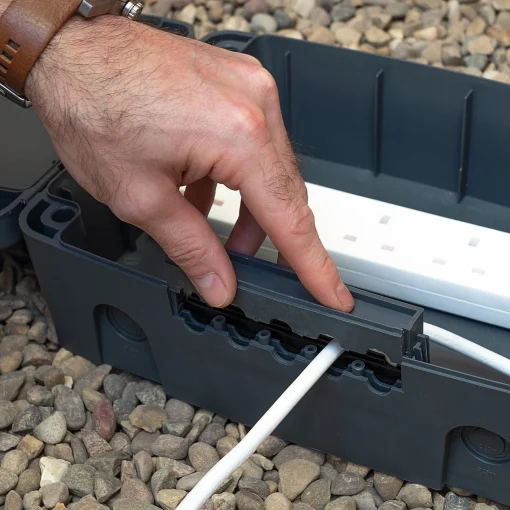 Drybox For Lights