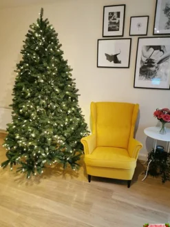 7.5Ft Feel Real Newberry Spruce Pre-Lit Artificial Christmas Tree